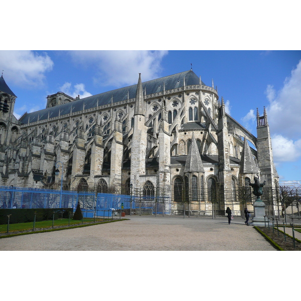 Picture France Bourges Bourges Cathedral 2008-04 15 - Center Bourges Cathedral