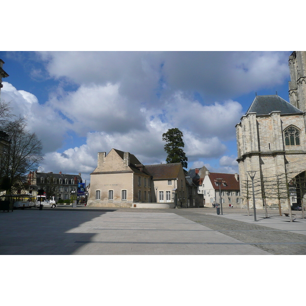 Picture France Bourges 2008-04 17 - Recreation Bourges