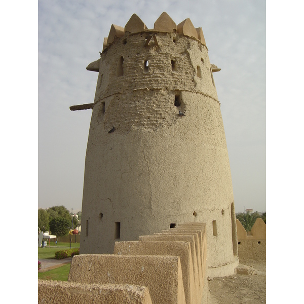 Picture United Arab Emirates Al Ain Jahli Fort 2005-03 3 - Around Jahli Fort