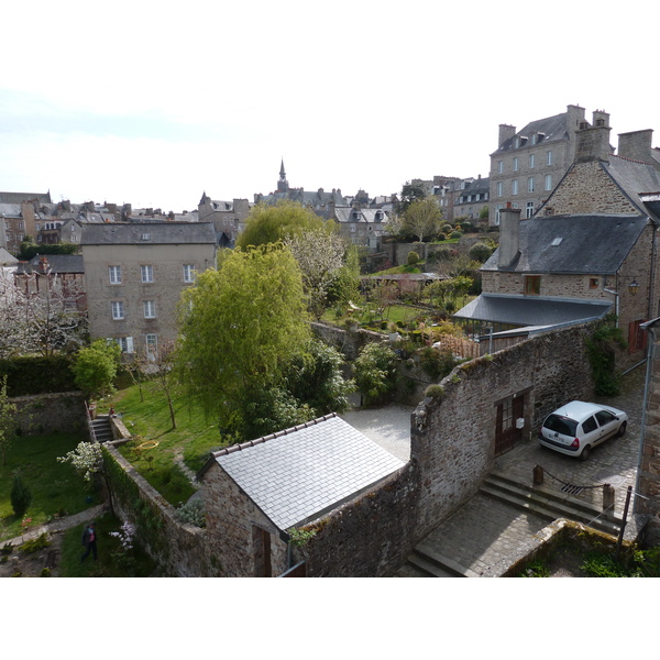 Picture France Dinan Dinan city walls 2010-04 24 - Discovery Dinan city walls