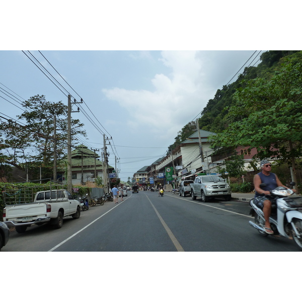 Picture Thailand Ko Chang Island road 2011-02 4 - History Island road