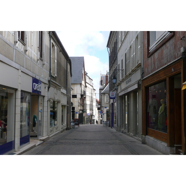 Picture France Bourges 2008-04 133 - Recreation Bourges