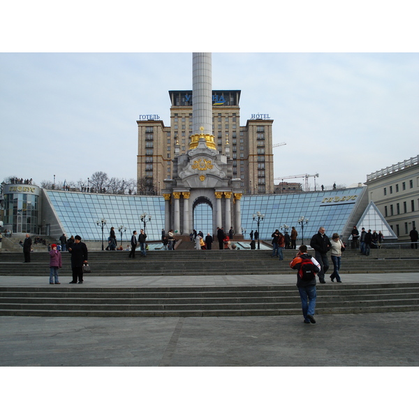 Picture Ukraine Kiev Kreschatyk Street 2007-03 52 - Tours Kreschatyk Street