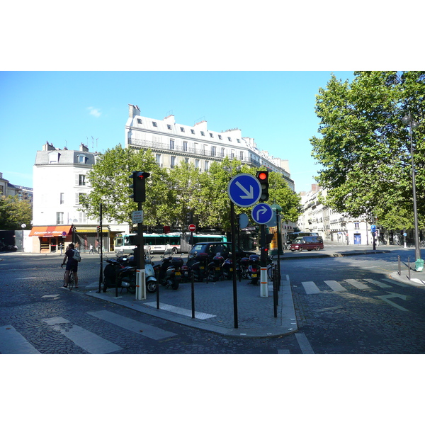 Picture France Paris Avenue de Friedland 2007-09 47 - Center Avenue de Friedland