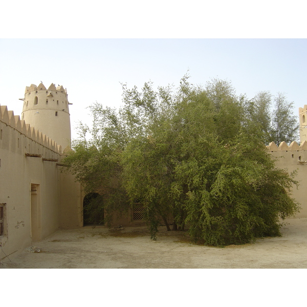 Picture United Arab Emirates Al Ain Jahli Fort 2005-03 7 - Recreation Jahli Fort