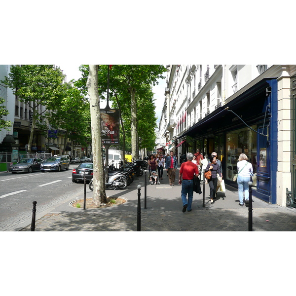 Picture France Paris 8th Arrondissement Rue Tronchet 2007-05 15 - History Rue Tronchet