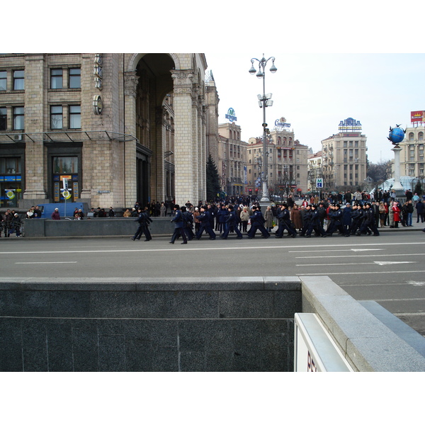 Picture Ukraine Kiev Kreschatyk Street 2007-03 62 - Recreation Kreschatyk Street