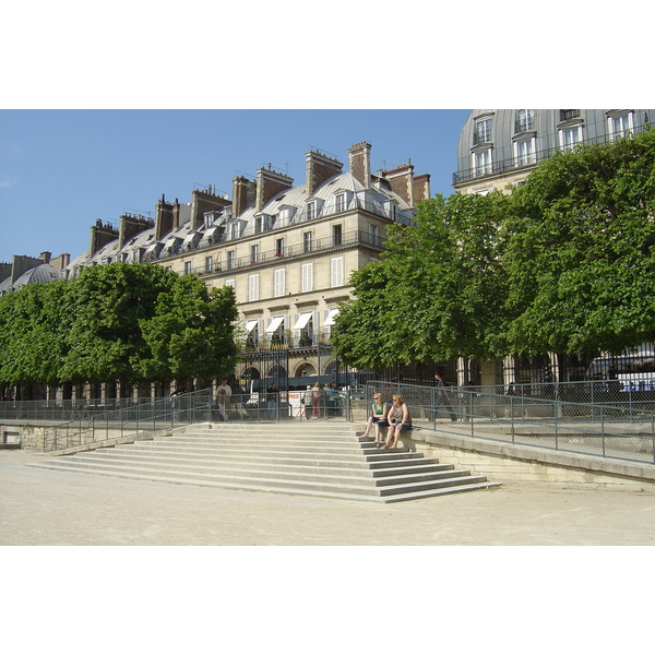 Picture France Paris Garden of Tuileries 2007-05 32 - Tours Garden of Tuileries