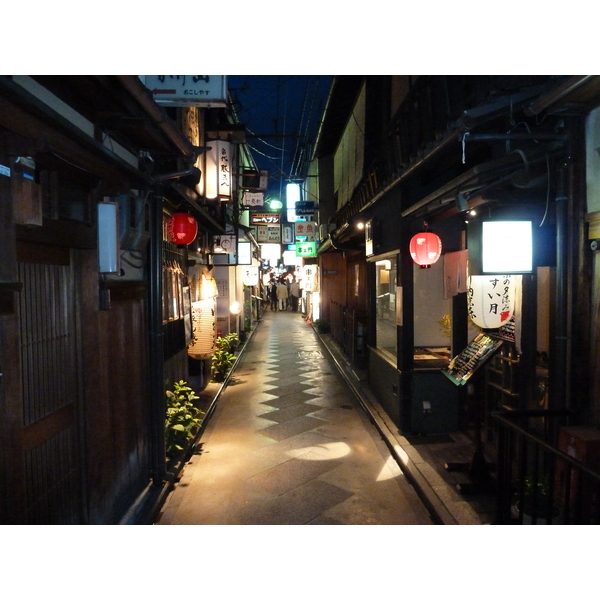 Picture Japan Kyoto Pontocho 2010-06 12 - Discovery Pontocho