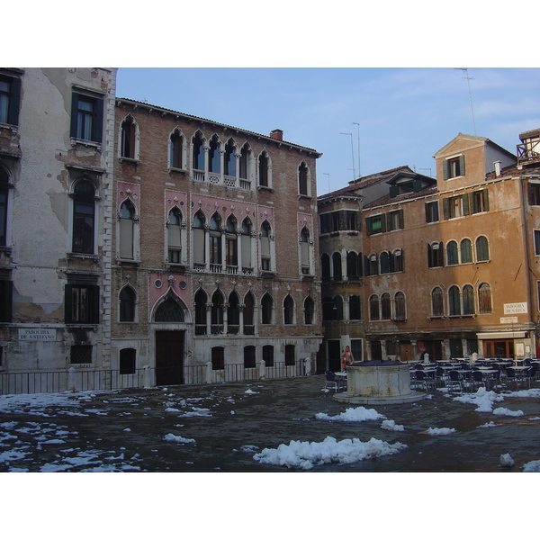 Picture Italy Venice 2005-03 337 - Center Venice