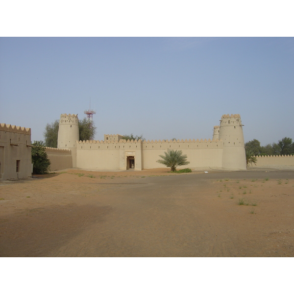 Picture United Arab Emirates Al Ain Jahli Fort 2005-03 12 - Recreation Jahli Fort