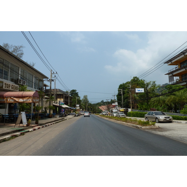 Picture Thailand Ko Chang Island road 2011-02 81 - Center Island road