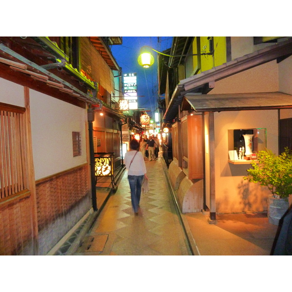 Picture Japan Kyoto Pontocho 2010-06 7 - Center Pontocho