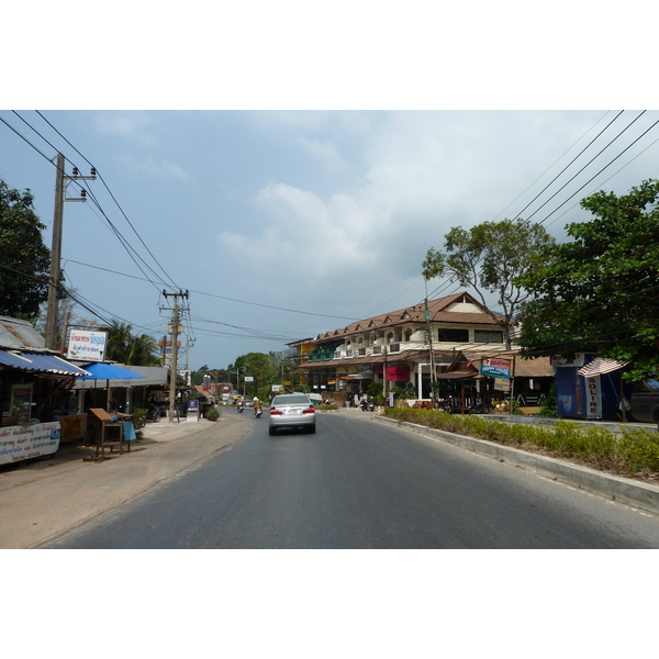 Picture Thailand Ko Chang Island road 2011-02 86 - Discovery Island road