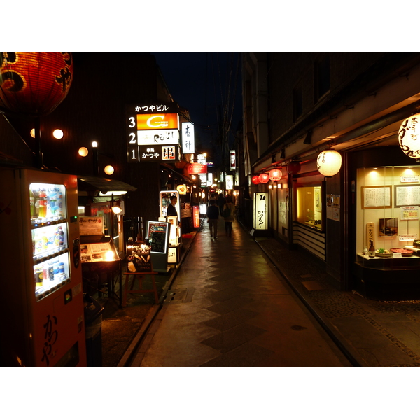 Picture Japan Kyoto Pontocho 2010-06 5 - Around Pontocho