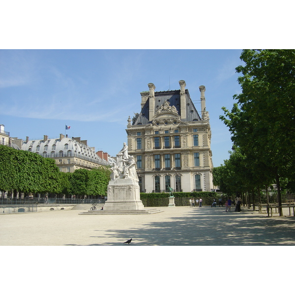 Picture France Paris Garden of Tuileries 2007-05 369 - Around Garden of Tuileries