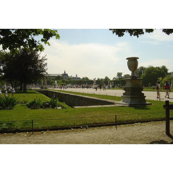 Picture France Paris Garden of Tuileries 2007-05 14 - Tour Garden of Tuileries