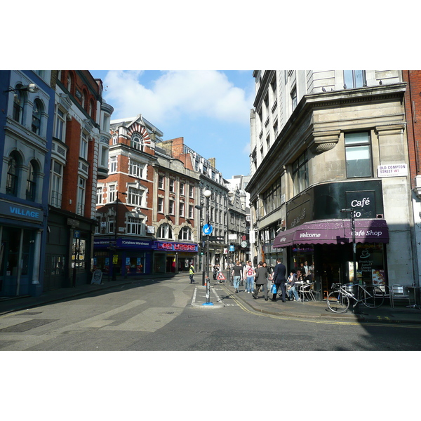 Picture United Kingdom London Wardour Street 2007-09 62 - Center Wardour Street