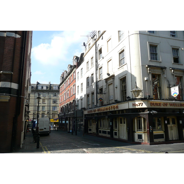 Picture United Kingdom London Wardour Street 2007-09 46 - Discovery Wardour Street