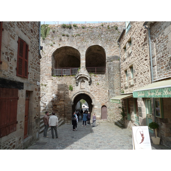 Picture France Dinan 2010-04 112 - History Dinan