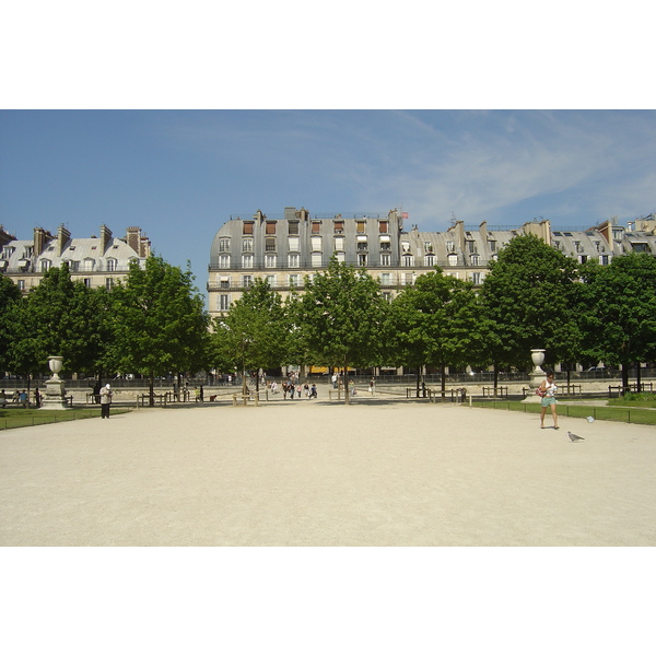 Picture France Paris Garden of Tuileries 2007-05 245 - Journey Garden of Tuileries