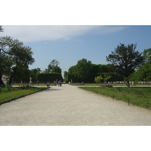 Picture France Paris Garden of Tuileries 2007-05 74 - Journey Garden of Tuileries