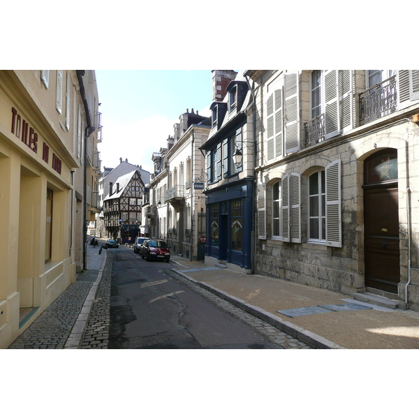 Picture France Bourges 2008-04 75 - Center Bourges