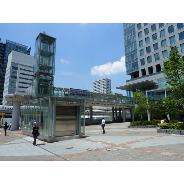 Picture Japan Tokyo Shiodome 2010-06 8 - Tour Shiodome