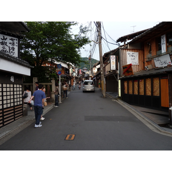 Picture Japan Kyoto Sannenzaka 2010-06 27 - Journey Sannenzaka