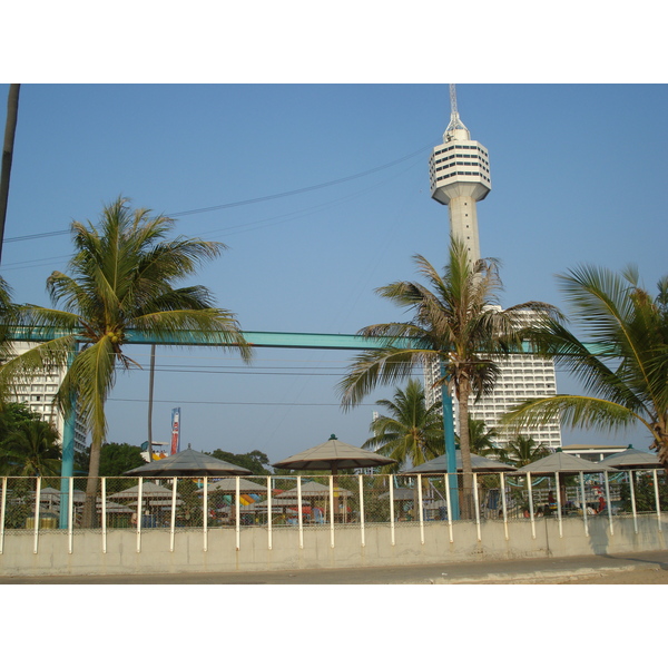 Picture Thailand Pattaya Dongtan beach 2008-01 43 - Around Dongtan beach