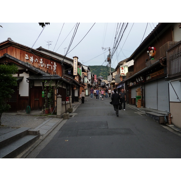 Picture Japan Kyoto Sannenzaka 2010-06 22 - Discovery Sannenzaka