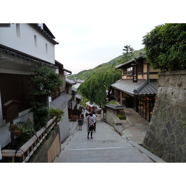 Picture Japan Kyoto Sannenzaka 2010-06 26 - Journey Sannenzaka