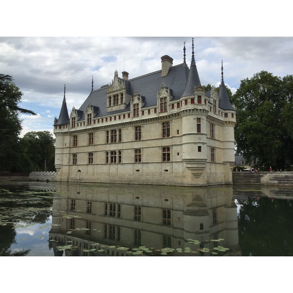 Picture France Azay-le-Rideau Castle 2017-08 22 - Around Azay-le-Rideau Castle