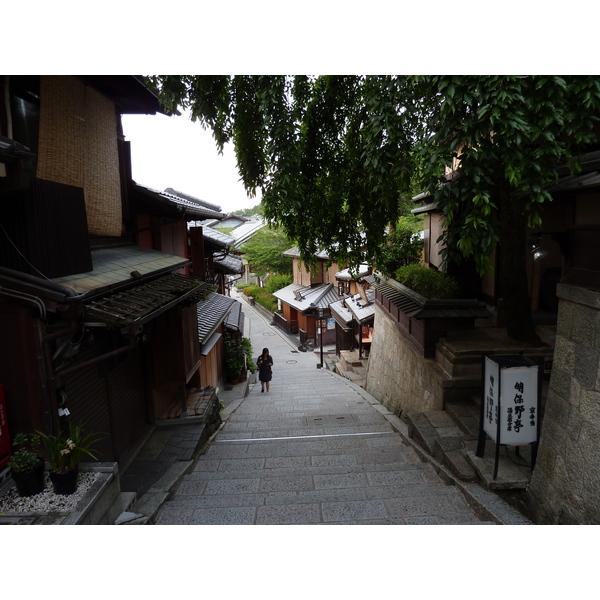 Picture Japan Kyoto Sannenzaka 2010-06 23 - Discovery Sannenzaka