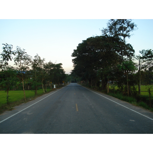 Picture Thailand Phitsanulok Jomthong Road 2008-01 14 - History Jomthong Road