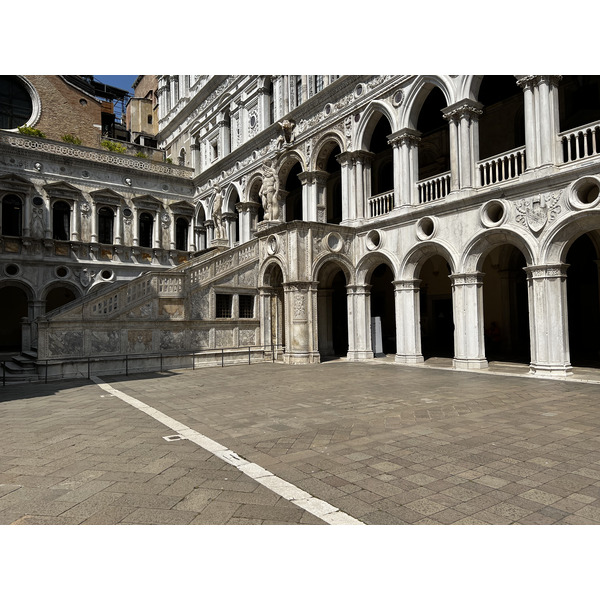 Picture Italy Venice Doge's Palace (Palazzo Ducale) 2022-05 176 - Journey Doge's Palace (Palazzo Ducale)