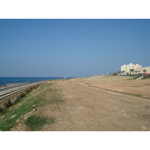 Picture Israel Haifa Carmel Beach 2006-12 17 - History Carmel Beach