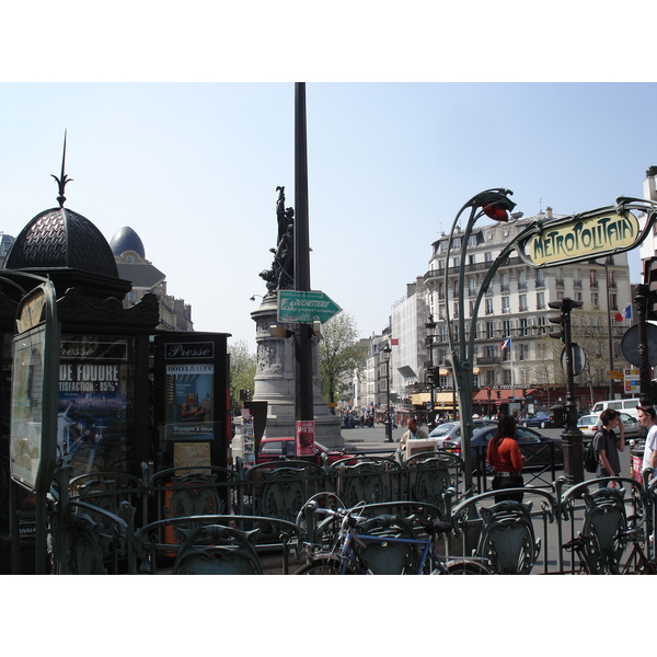 Picture France Paris 9th Arrondissement 2006-04 25 - History 9th Arrondissement