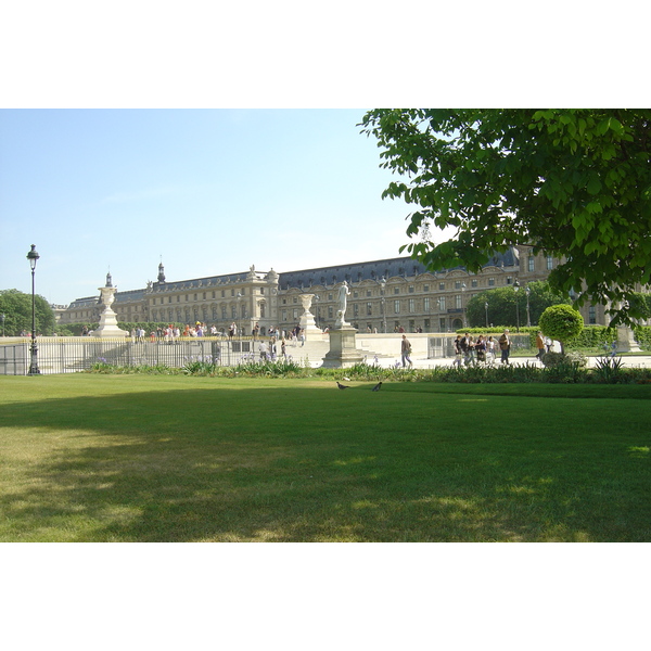 Picture France Paris Garden of Tuileries 2007-05 253 - History Garden of Tuileries