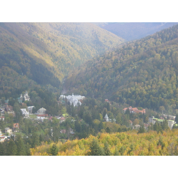 Picture Romania Sinaia 2003-10 82 - Center Sinaia