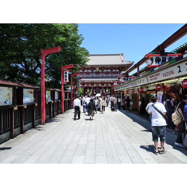 Picture Japan Tokyo Asakusa 2010-06 72 - Recreation Asakusa