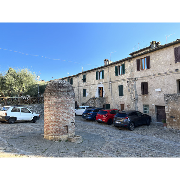 Picture Italy Monteriggioni 2021-09 10 - Discovery Monteriggioni