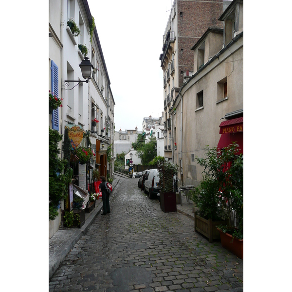 Picture France Paris Montmartre 2007-06 139 - History Montmartre