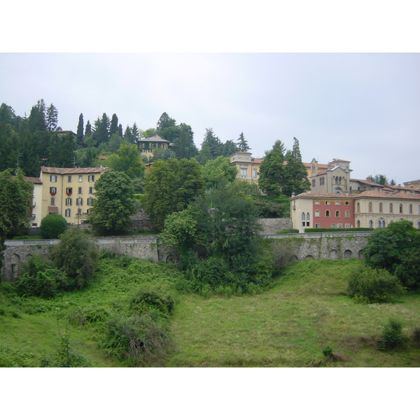 Picture Italy Bergamo 2002-07 12 - Discovery Bergamo