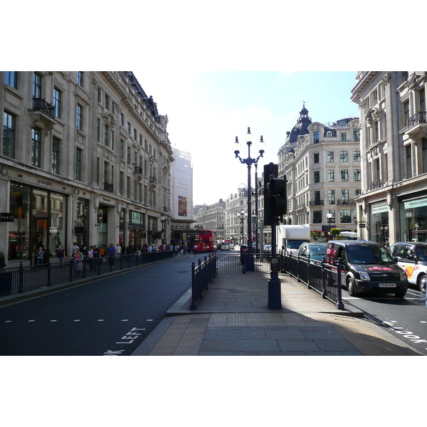 Picture United Kingdom London Oxford Street 2007-09 5 - Tours Oxford Street