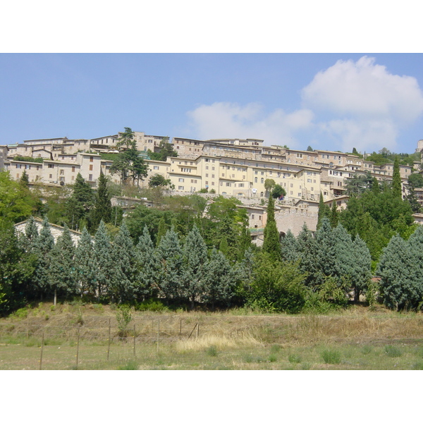 Picture Italy Assisi 2002-07 49 - Journey Assisi