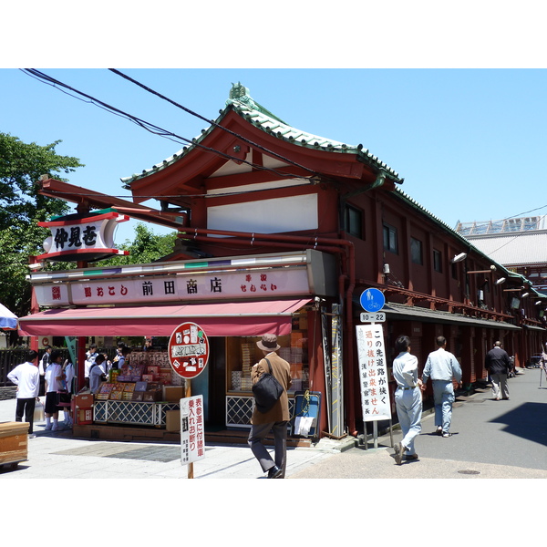 Picture Japan Tokyo Asakusa 2010-06 64 - Around Asakusa