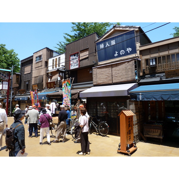 Picture Japan Tokyo Asakusa 2010-06 43 - Center Asakusa