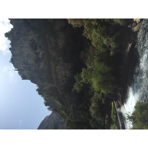 Picture France Fontaine-de-Vaucluse 2017-08 29 - Tour Fontaine-de-Vaucluse