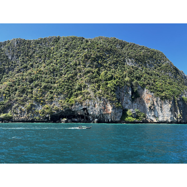 Picture Thailand Phuket to Ko Phi Phi Ferry 2021-12 0 - Tour Phuket to Ko Phi Phi Ferry